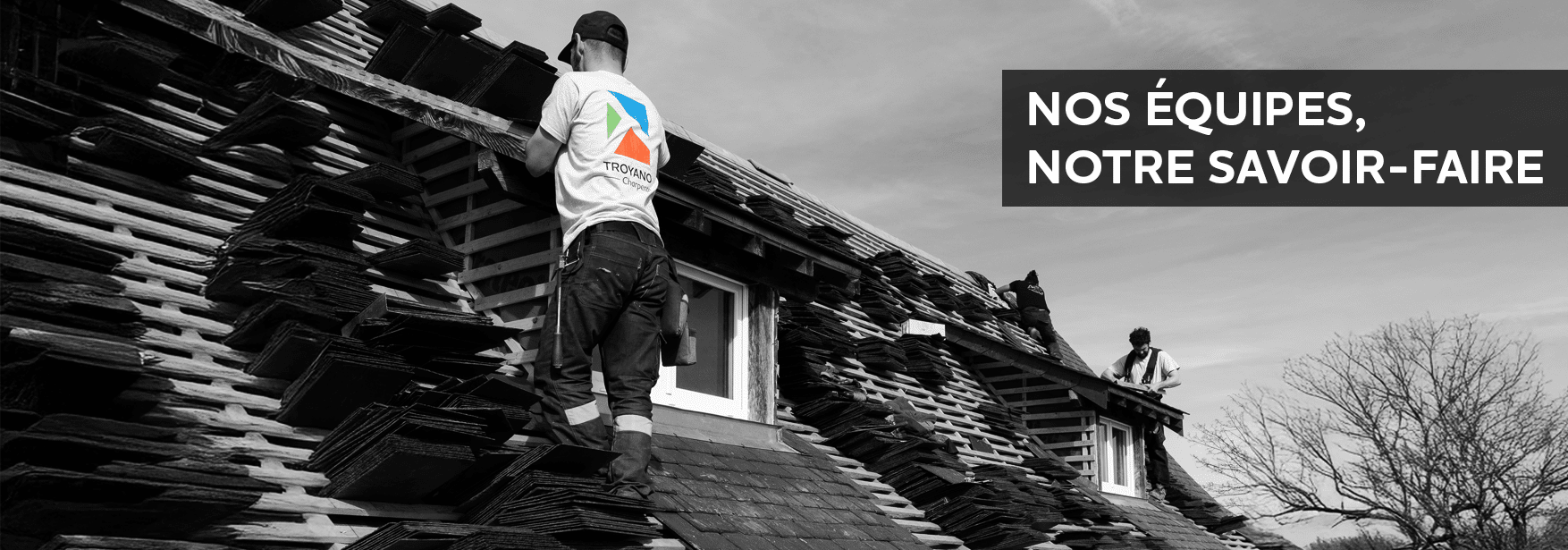 couvreurs Troyano Charpente en action sur chantier de réfection de toiture en ardoise